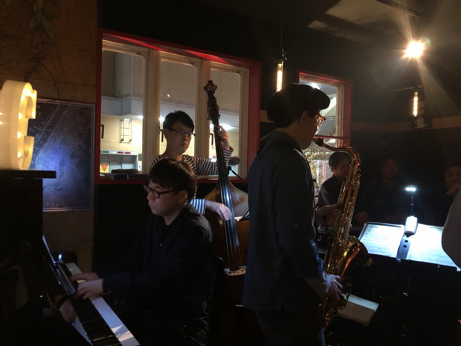 Jazz Bar coquelicot での演奏